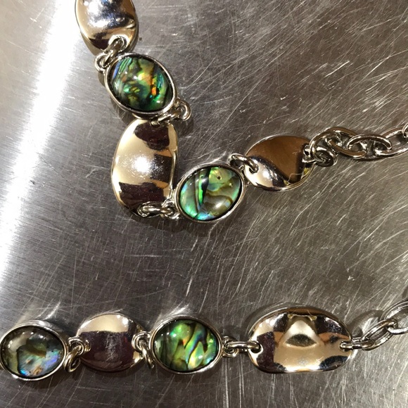 Lia Sophia Silver n aquamarinish tone necklace - Picture 3 of 5